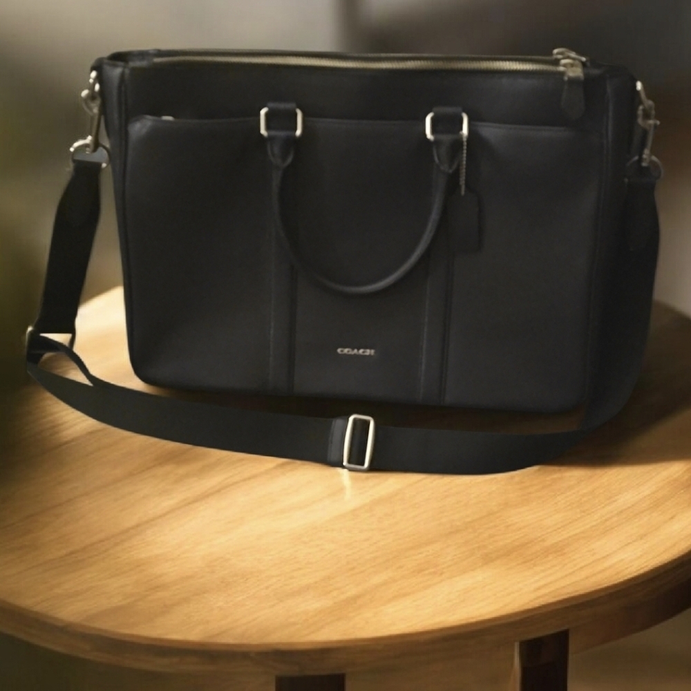 Coach Navy Blue Unisex Women's Men's Leather Bag